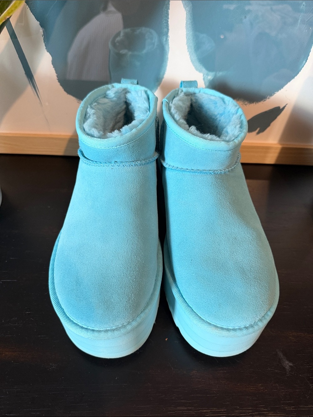UGG Classic Ultra Mini Platform Bootie - Picture 2 of 6